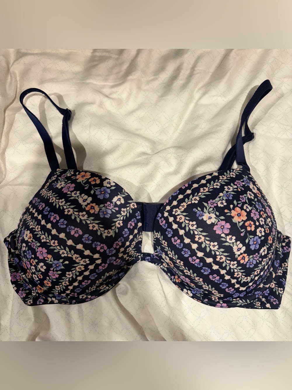Victorias Secret Pink Wear Everywhere Floral Navy Super Push-Up Bra Size 36C